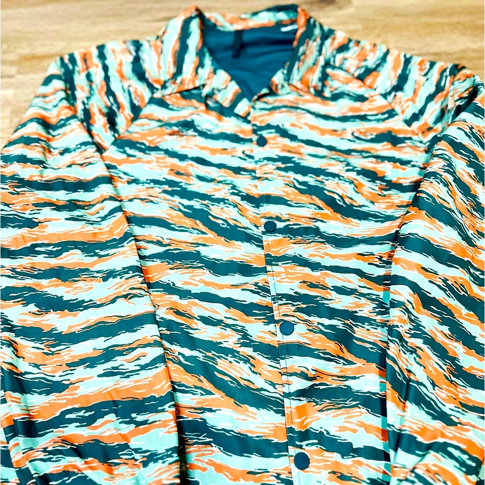 Unisex Fabletics ‘The Only Coaches’ Rain Jacket- Tiger Camo print - Men’s Medium